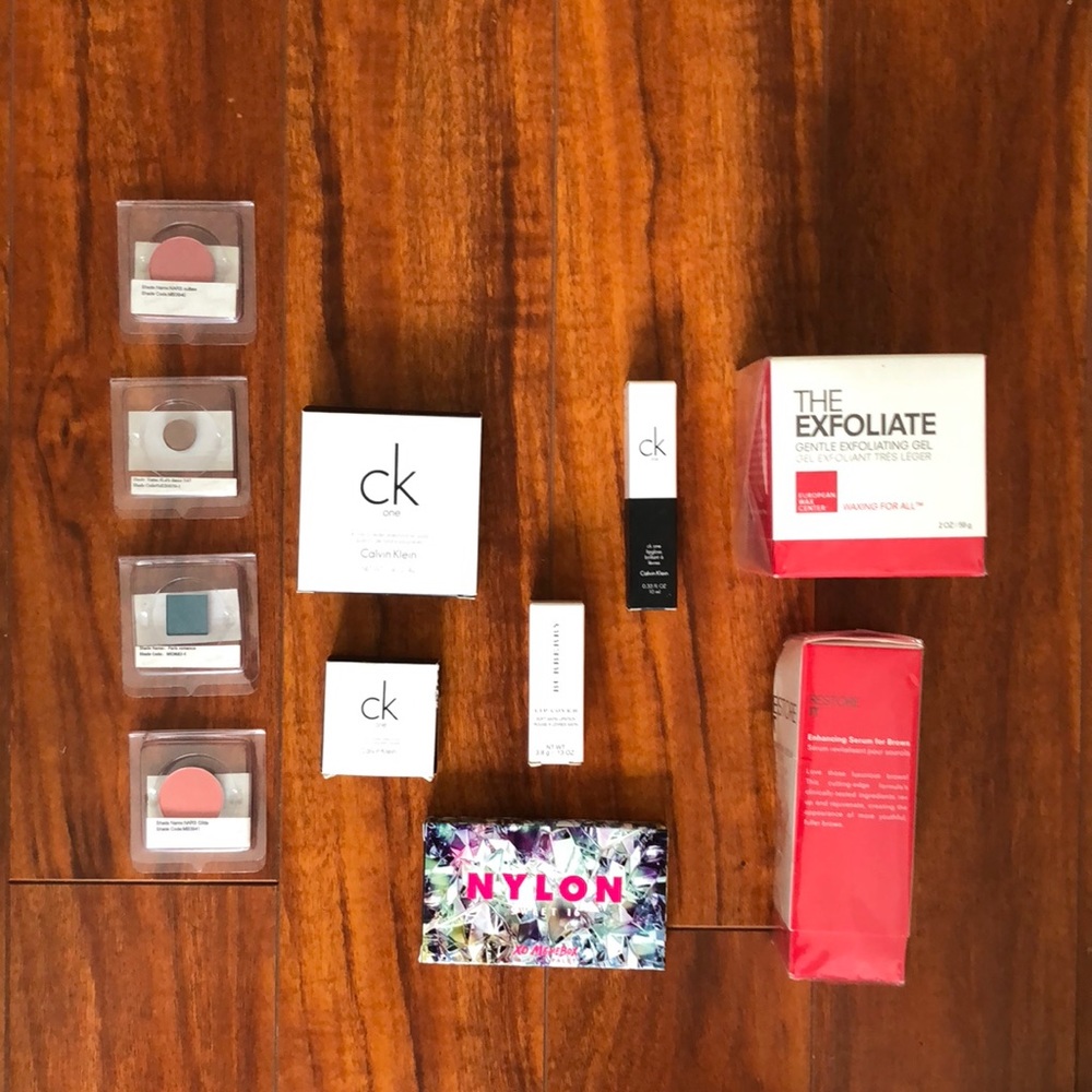 Make up bundle